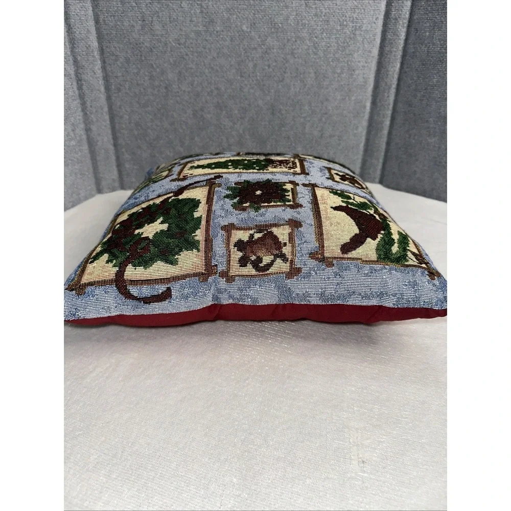 Holiday Tapestry Pillow Festive Christmas‎ Wreath Tree & Cardinal 14.5 X 14.5